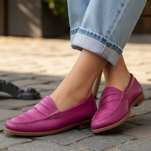 G.H. Bass & Co Weejuns Penny Loafers Women's 9 Pink Leather Slip-On Moc Shoes